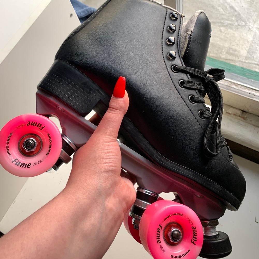 New! Suregrip Roller Skates